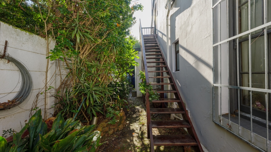 5 Bedroom Property for Sale in Bredasdorp Western Cape